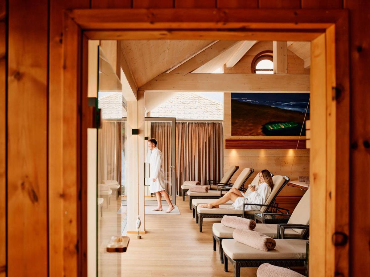 Tauroa Seehotel Grundlsee Exterior foto